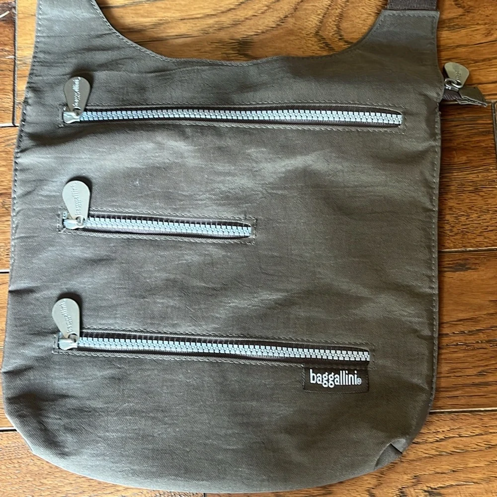Baggallini Charcoal Messenger Bag